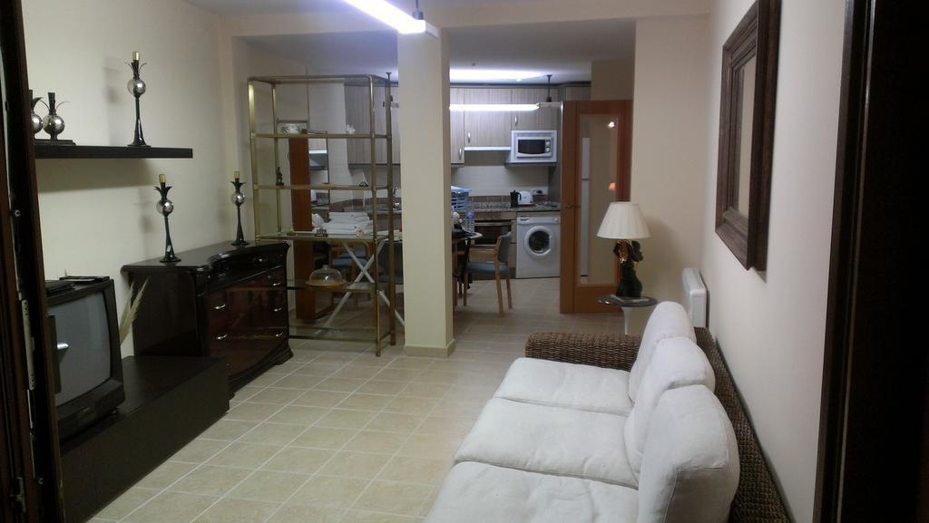 Apartamentos La Covatilla Neila de San Miguel Exterior foto